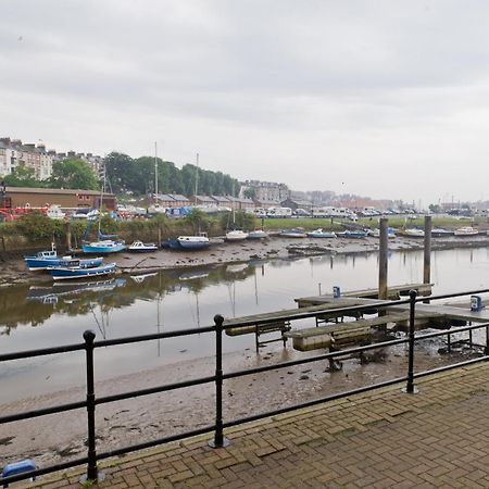 Watermark Apartments Whitby Værelse billede